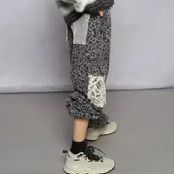 POL Dark Quiet Crochet Pocket Charcoal Leopard Pants Size Small - Picture 6 of 7